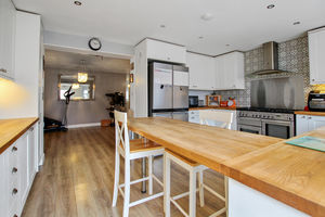 Photo 8- click for photo gallery